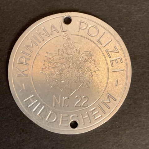 Historische Polizeidienstmarke Kriminalpolizei Hildesheim Nr. 23 Criminal Police Military Government 122 DET No 22