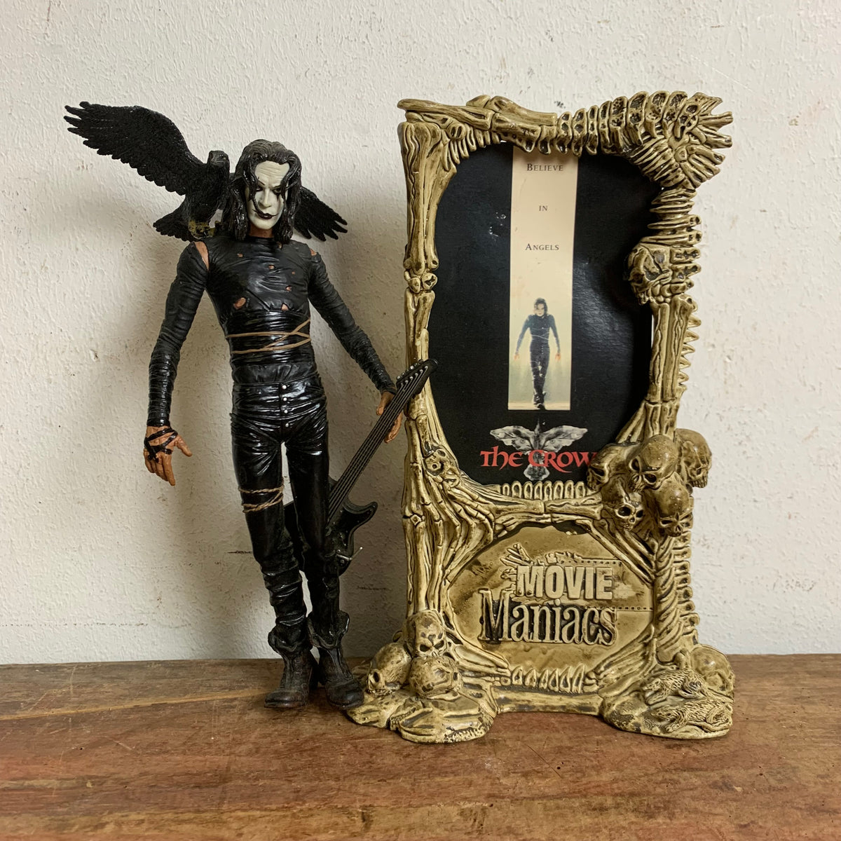 Mc Farlane Movie Maniacs Figur The Crow Eric Draven – Trödelfuchs 