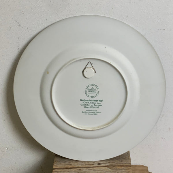 Weihnachtsteller 1981 von Björn Wiinblad für Rosenthal