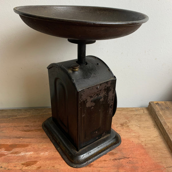 Antike englische Küchenwaage von Salter