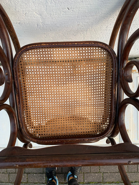 Thonet Schaukelstuhl