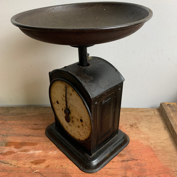 Antike englische Küchenwaage von Salter