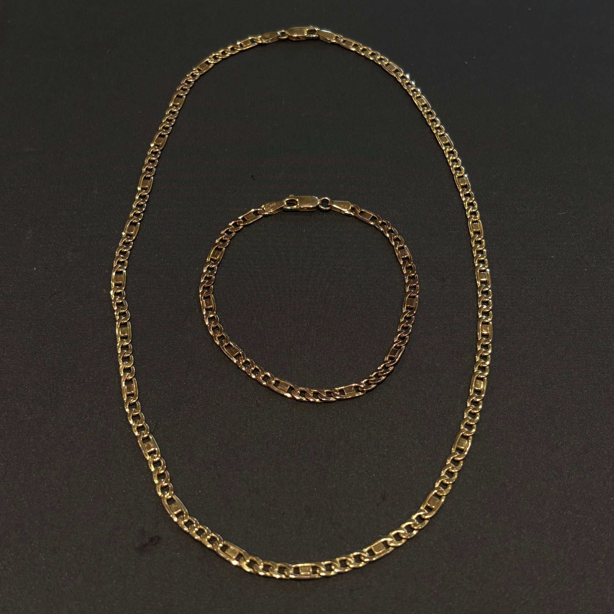 Stäbchenpanzerkette mit passendem Armband aus 333er Gold
