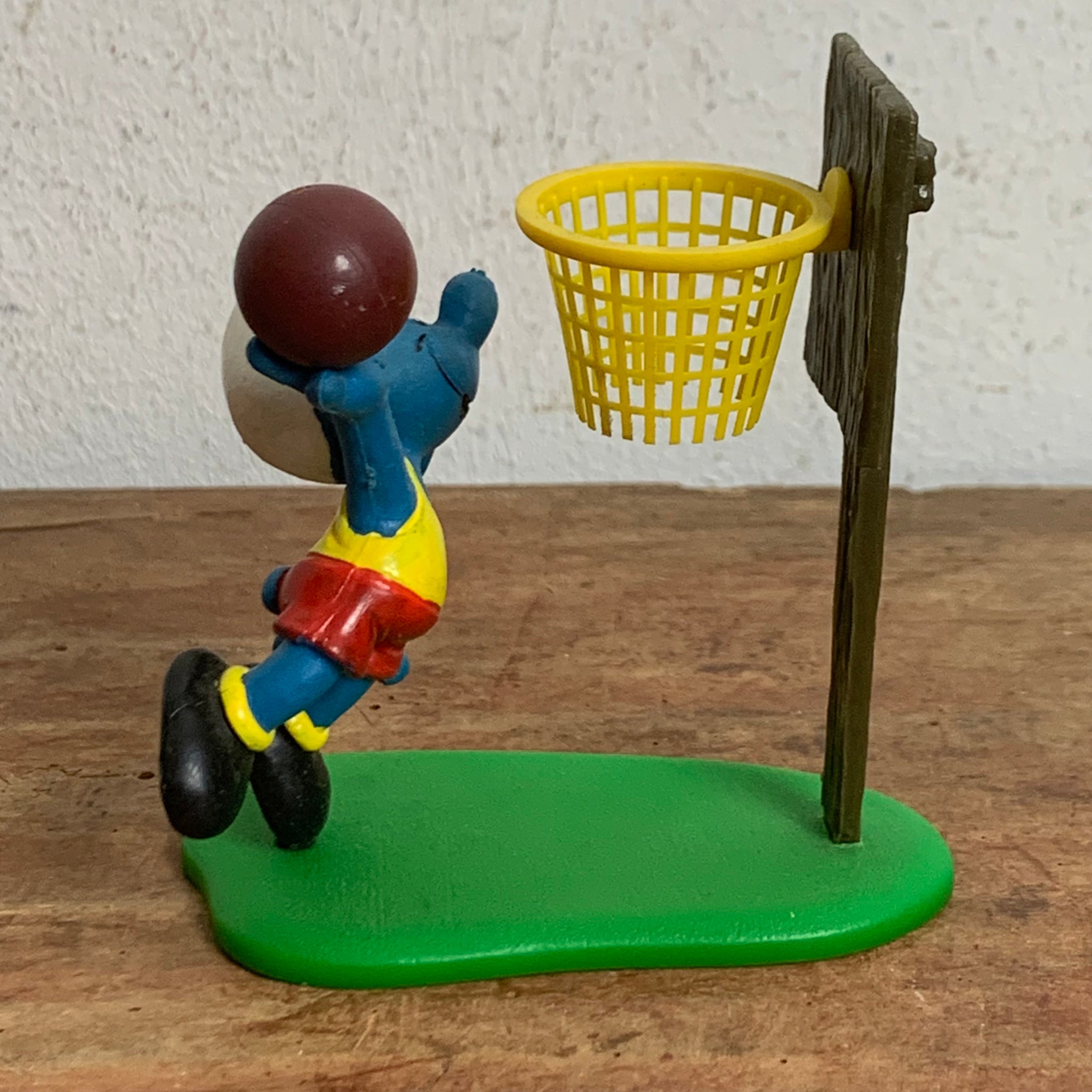 Vintage Basketball Schlumpf