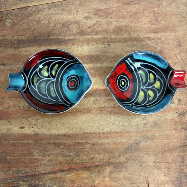2 Mid Century Keramik Aschenbecher Fisch