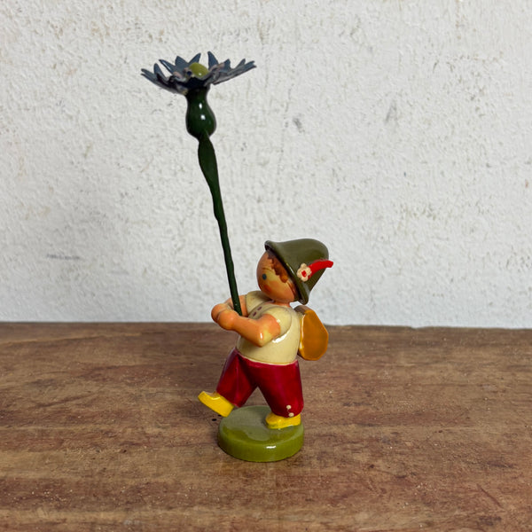 Blumenkind Junge mit blauer  Blume von Weha