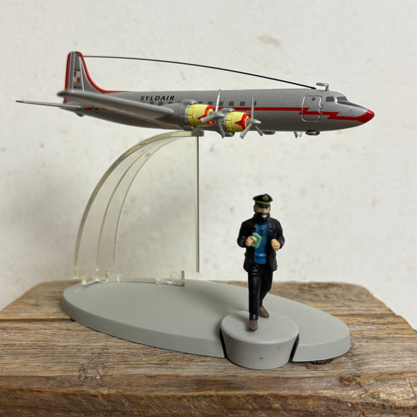 Modell Figur und Buch Tim und Struppi das Syldavisches Flugzeug mit Kapitän Haddock
aus Ziel Mond