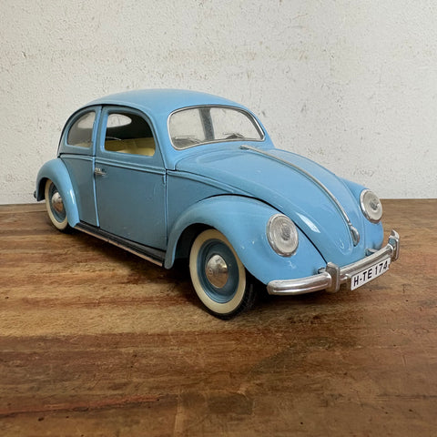 VW Käfer 1950 Coccinelle von Solido in hellblau