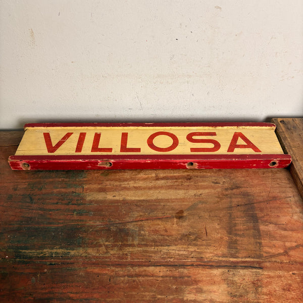 Vintage Holzschild Hustelinchen von Villosa