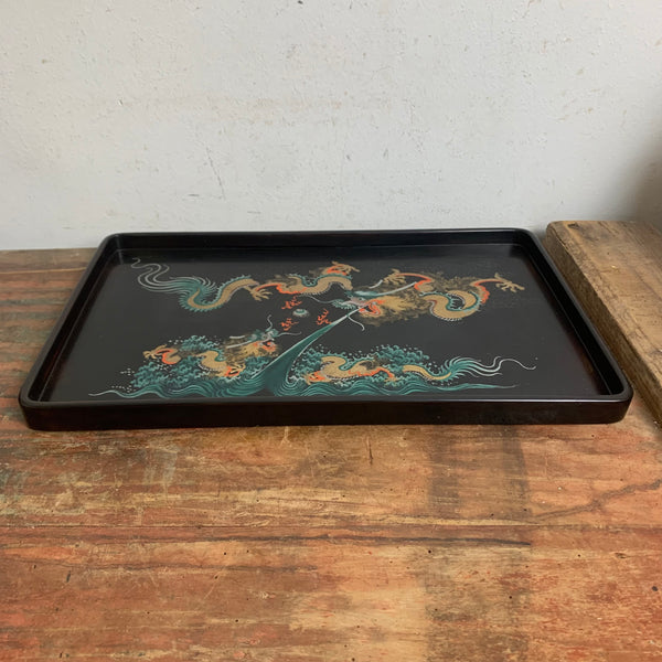 Vintage chinesisches Lack Tablett mit Drachen Motiv