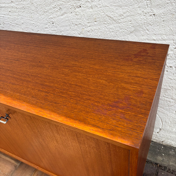 Vintage Mid Century Teakholz Sideboard