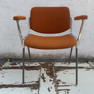 Vintage DSC 106 Stuhl mit Armlehnen von Giancarlo Piretti für Castelli