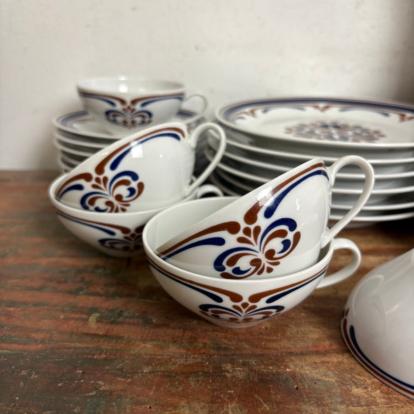 Vintage Folklore Kaffeeservice Donau Pressburg von Arzberg für 6 Personen