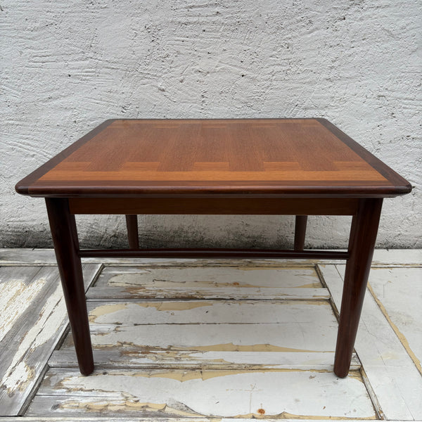 Vintage skandinavischer Design Teak Beistelltisch