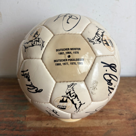 Spielball Fußball 1. FC Köln mit Autogrammen allen Spielern