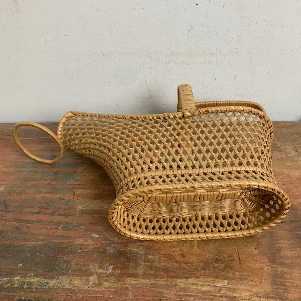 Vintage französischer Flaschenhalter aus Rattan