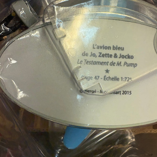 Modell Figur und Buch Tim und Struppi Das Gelbe Flugzeug Prototyp C.48 mit Zette aus Das Testament des M. Pump