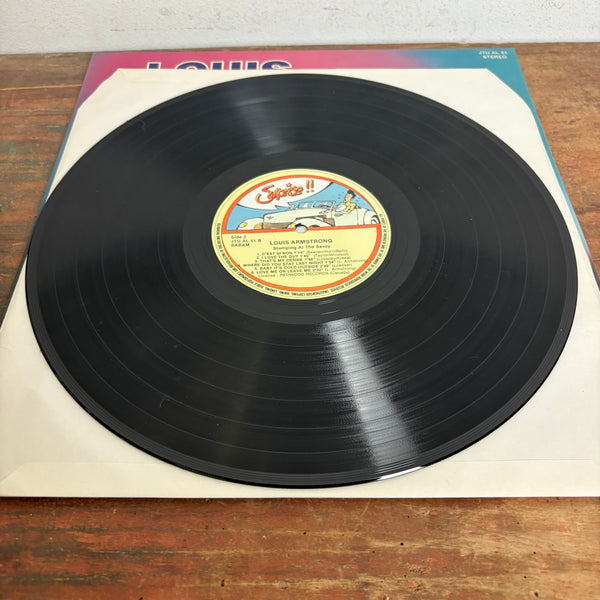 LP Louis Armstrong Stomping At The Savoy