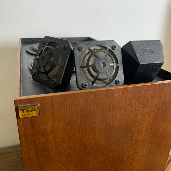 Vintage Musikboxen T&A Delta 70 B in Teakholz