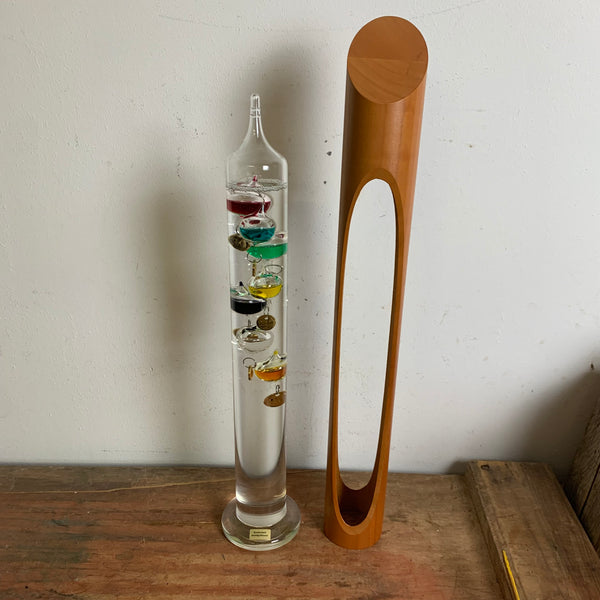 Galileo Thermometer mit Design Holzverkleidung