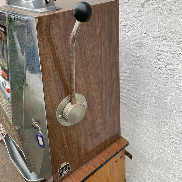 Einarmiger Bandit Spielautomat von Bally