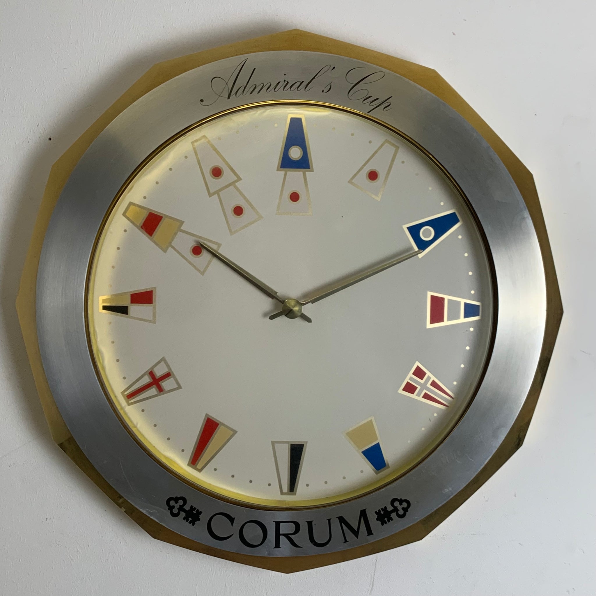 Werbe Wanduhr Corum Admiral‘s Cup