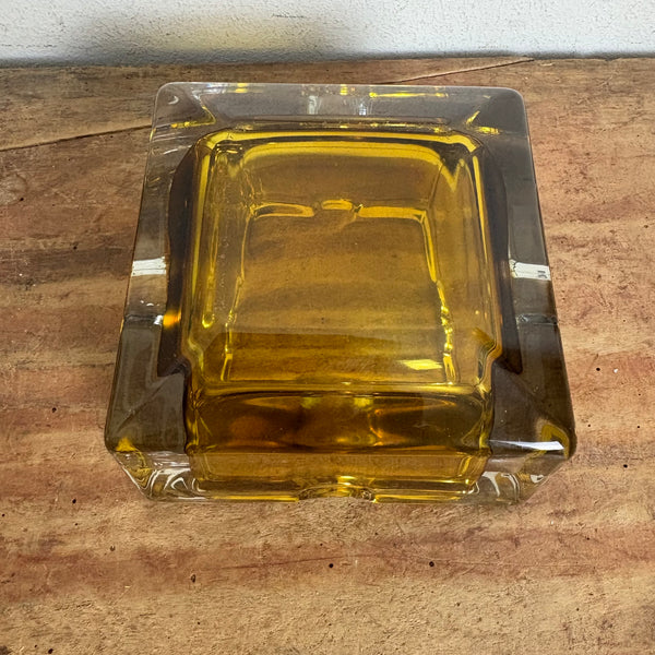 Vintage französischer bernsteinfarbener Kristallglas Aschenbecher