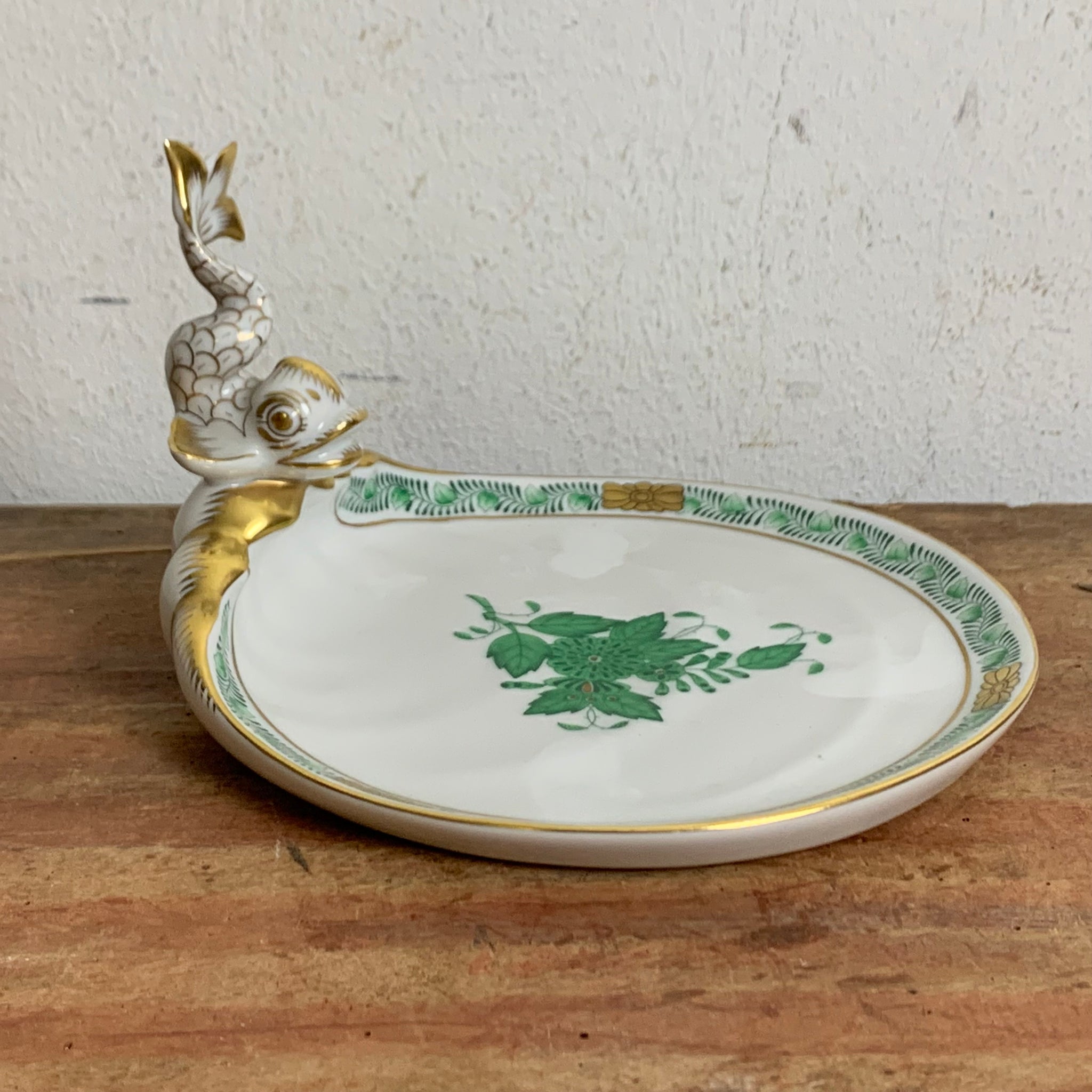 Platte mit Fischkopf Apponyi grün von Herend Porzellan