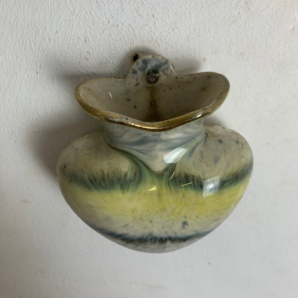 Mid Century Keramik Wand Vase von Bay 103