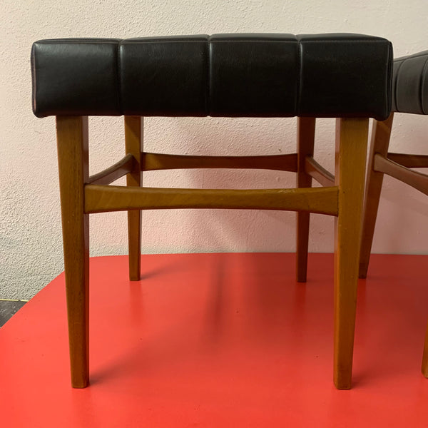 2 Mid Century Design Hocker