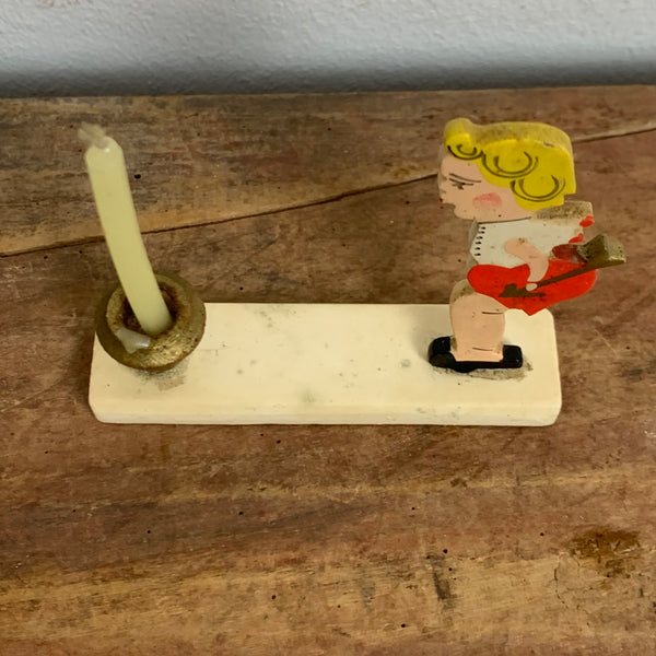 Vintage Flachfigur Kerzenständer Junge Amor mit Herz Erzgebirge