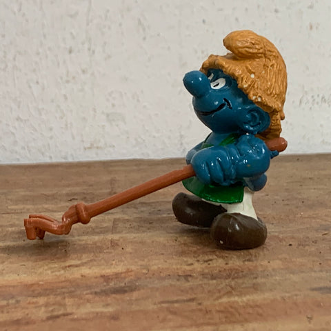Vintage Gärtner Schlumpf mit Harke