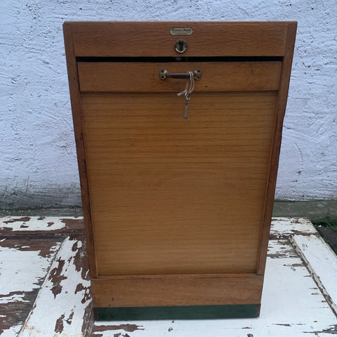 Vintage Rollschrank