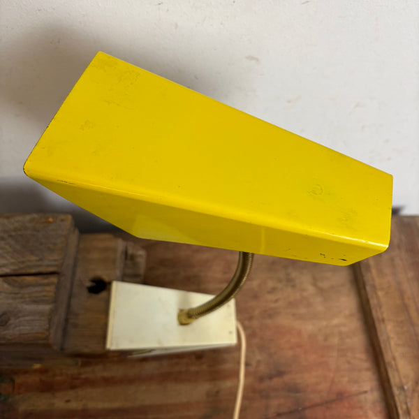 Vintage Mid Century Schwanenhals Lampe von HOSO