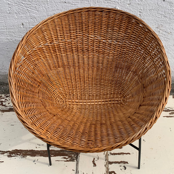 Vintage Rattan Korbsessel Wicker Chair mit Hairpin Beinen