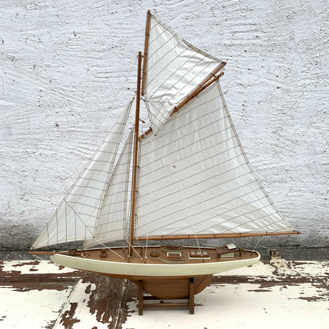 Vintage Modell Segelyacht