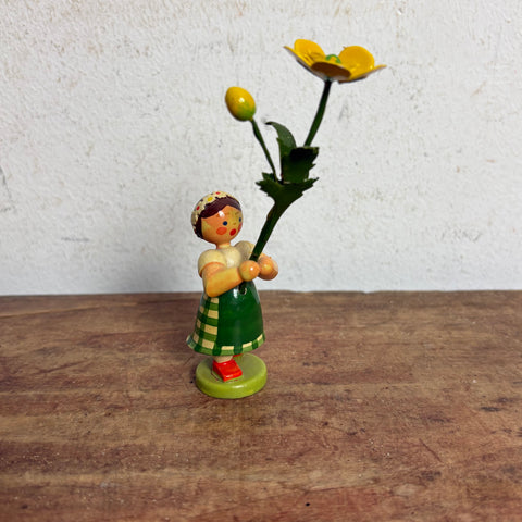 Blumenkind Mädchen mit gelber  Blume von Weha