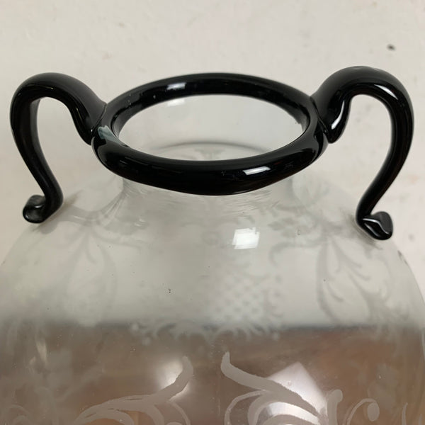 Feine Jugendstil Glas Vase mit romantische Szene
