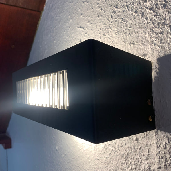 Minimalistische deutsche Mid-Century Wandlampe