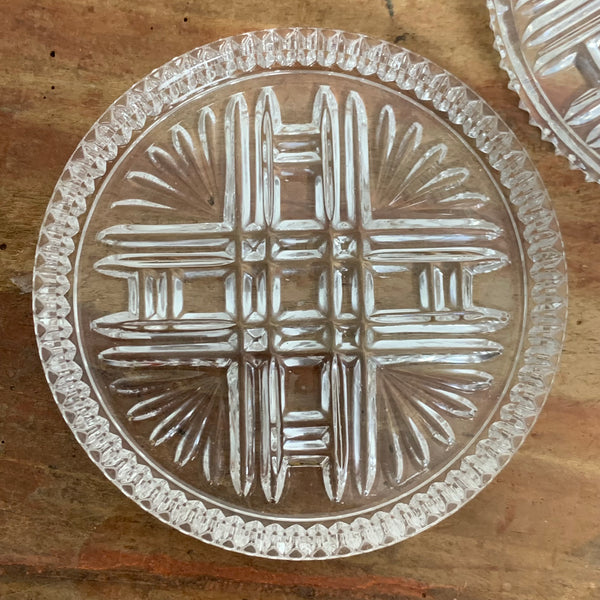 Mid Century Glas Untersetzer aus Bleikristall  im Drahtgestell