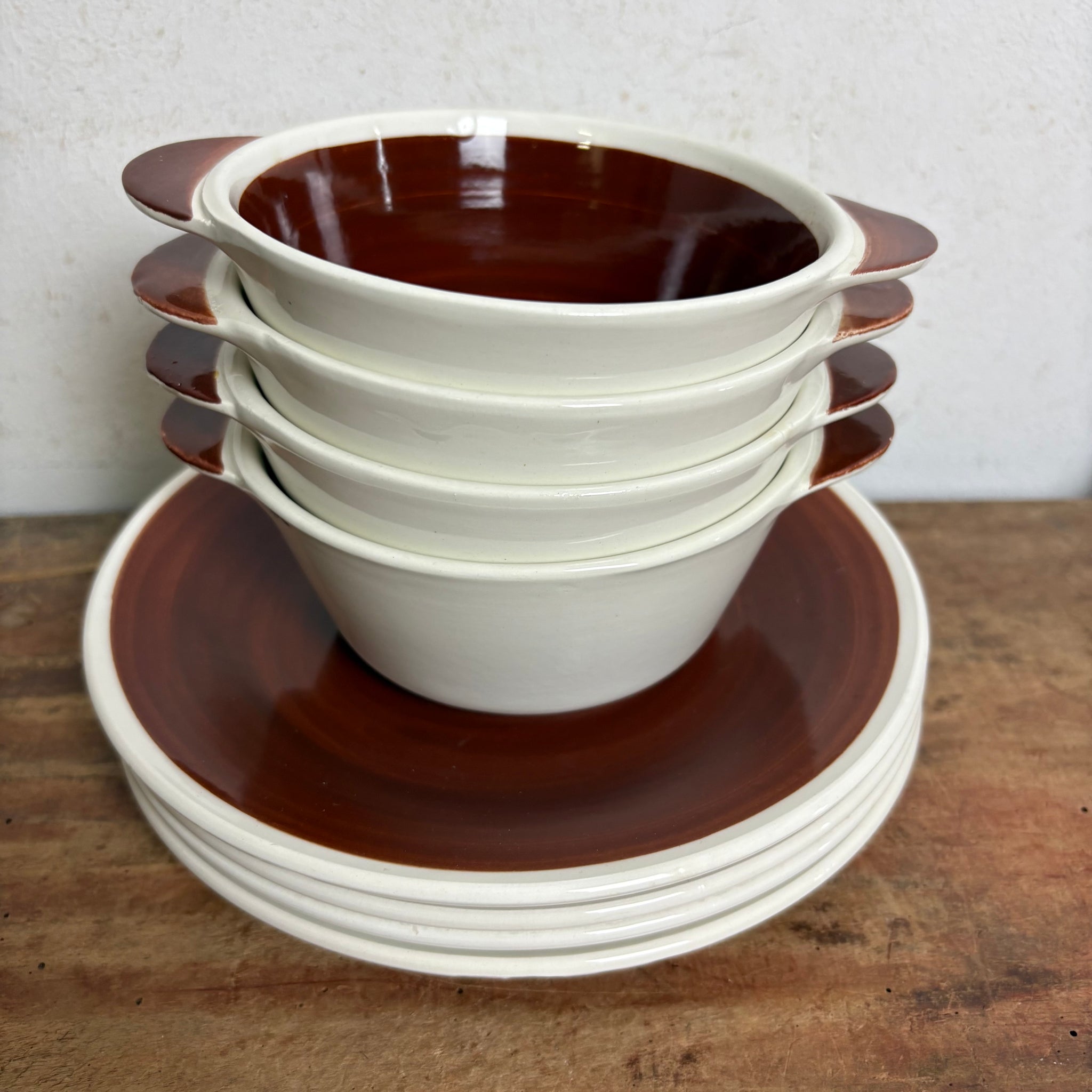 Vintage Keramik Schalen und Teller Carnaval von Digoin in braun