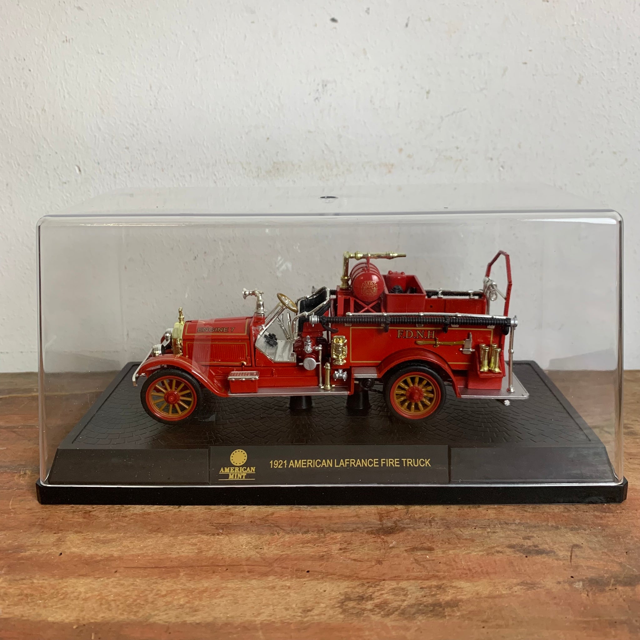 Modell 1921 American Lafrance Fire Truck