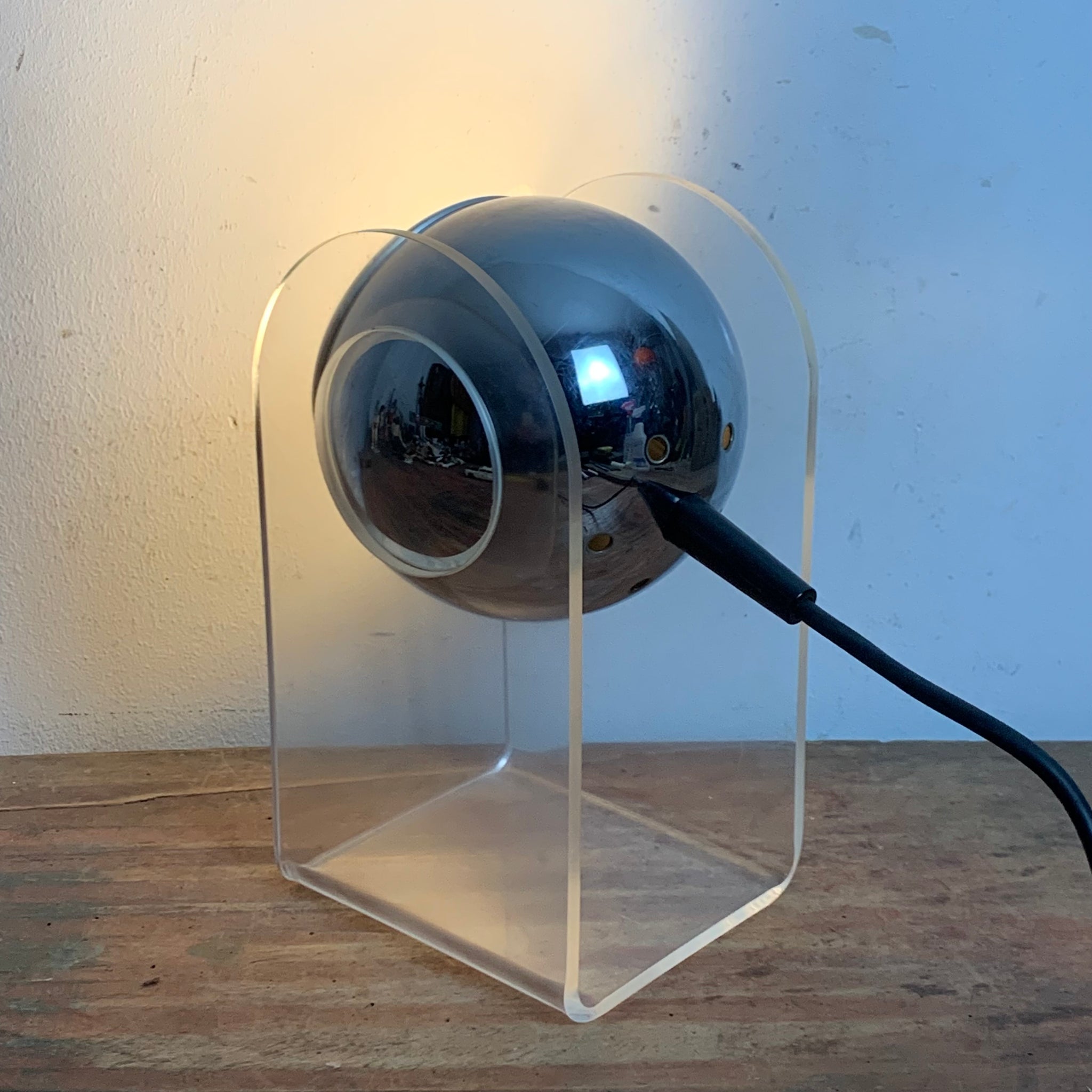 Vintage Space Age Eyeball Tischlampe von Gino Sarfatti für Arteluce