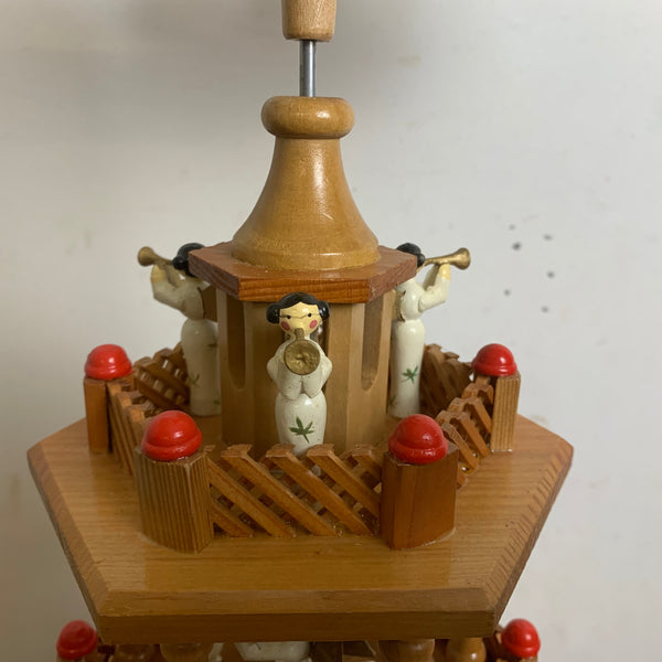 Vintage Weihnachtspyramide aus dem Erzgebirge