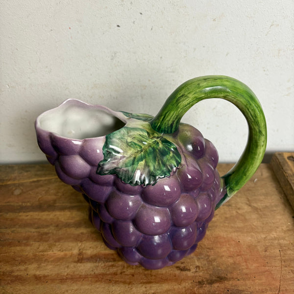 Vintage Wein Krug in Form einer Weintraube