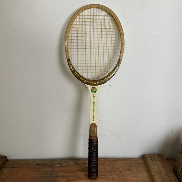 Vintage Holz Tennisschläger von WCT