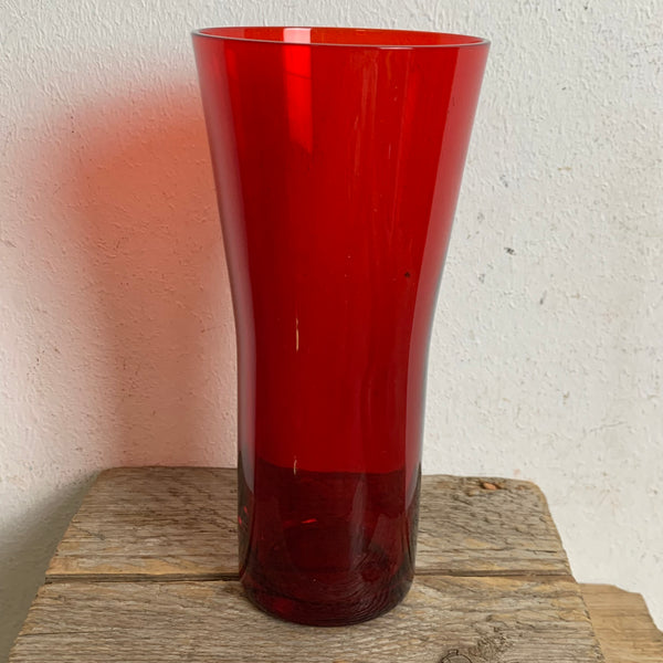 Vintage Design Glas Vase von Klaus Breit für Wiesenthalhütte rot