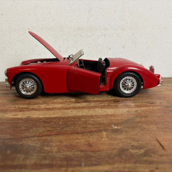 Modellauto MGA Twin Cam