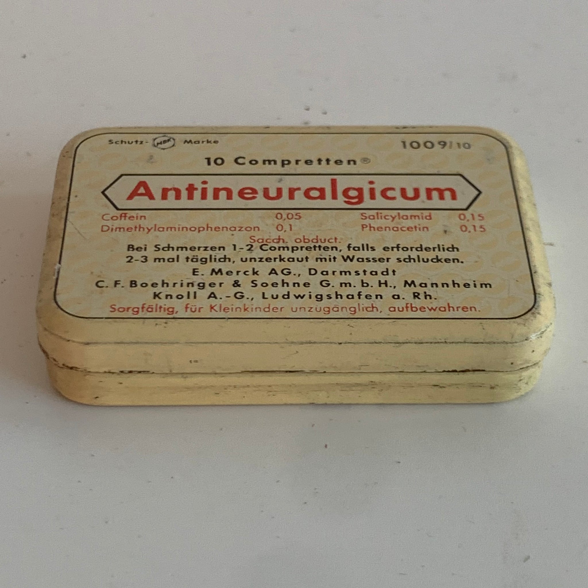 Vintage Blechdose Antineuralgicum Compretten