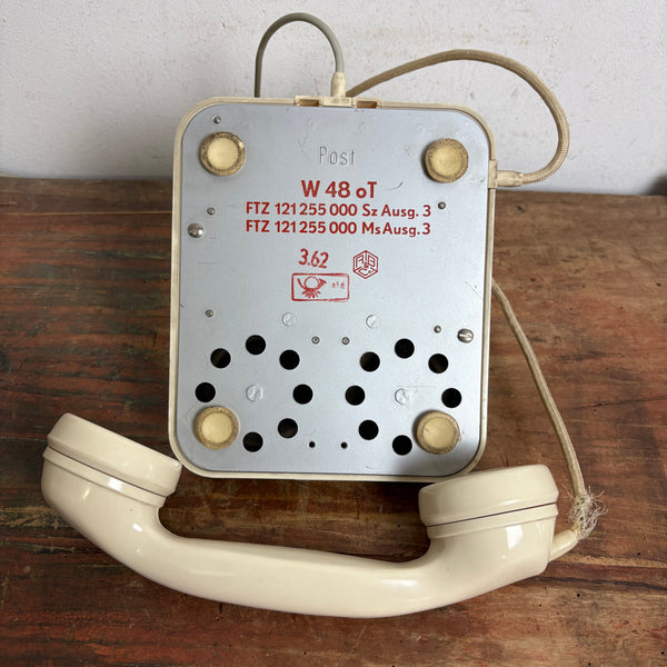Vintage Wählscheiben Telefon W48 in weiß elfenbein